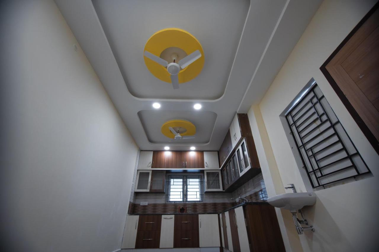 Hotel Rk - Temple Stay Thanjavur Eksteriør billede