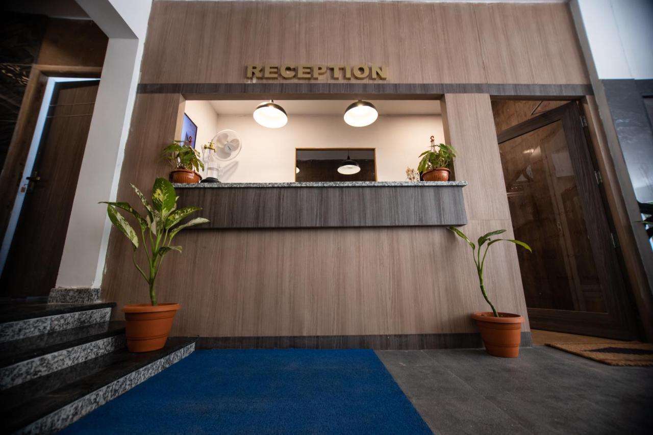 Hotel Rk - Temple Stay Thanjavur Eksteriør billede